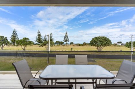 Photo of property in 225 Rangi Avenue, Whangamata, 3620