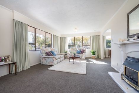 Photo of property in 18 Norton Park Avenue, Fairfield, Lower Hutt, 5011