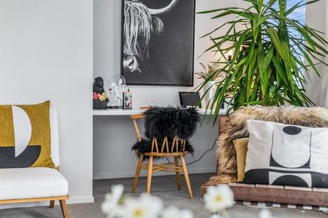 Photo of property in 33 Oakum Road, Whitby, Porirua, 5024