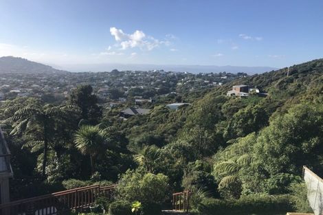 Photo of property in 5b Baxter Way, Karori, Wellington, 6012