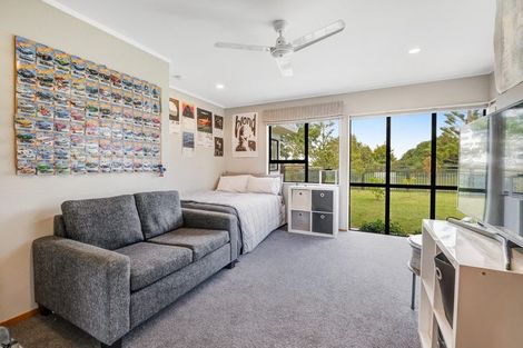 Photo of property in 75 Maygrove Drive, Orewa, 0931