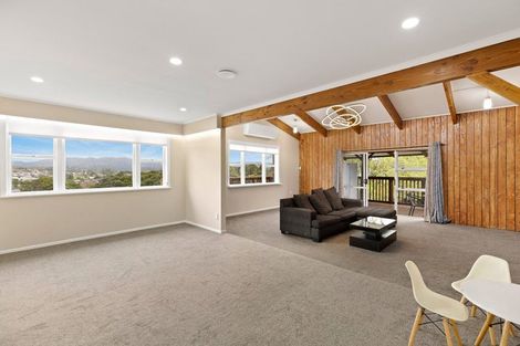 Photo of property in 11 Western View Court, Sunnyvale, Auckland, 0612