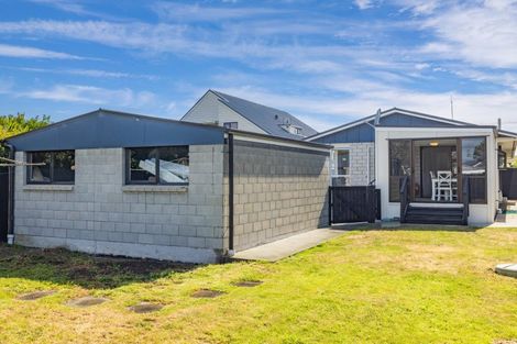 Photo of property in 2/528 Marine Parade, South New Brighton, Christchurch, 8062