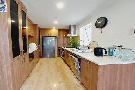 Photo of property in 3 Laquinta Place, Flat Bush, Auckland, 2019