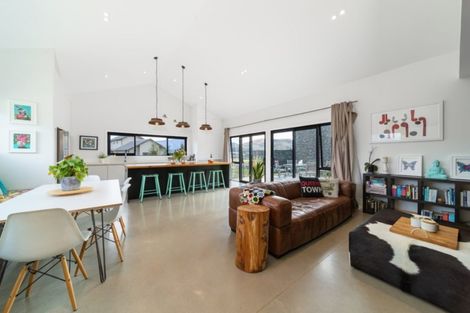 Photo of property in 11 Glenfiddich Road, Jacks Point, Queenstown, 9371