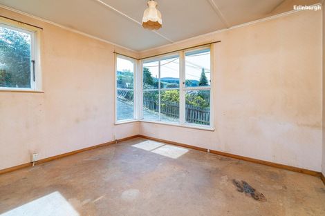 Photo of property in 7 Hanlon Street, Halfway Bush, Dunedin, 9010