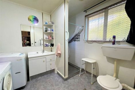 Photo of property in 8b Argyle Street, Balclutha, 9230