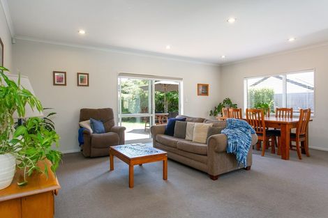 Photo of property in 3a Twin Willow Close, Cambridge, 3434