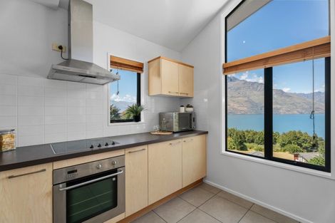 Photo of property in Arno Apartment, 6/8 Mckerrow Place, Sunshine Bay, Queenstown, 9300
