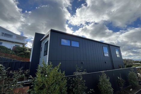 Photo of property in 123 Normandale Road, Normandale, Lower Hutt, 5010