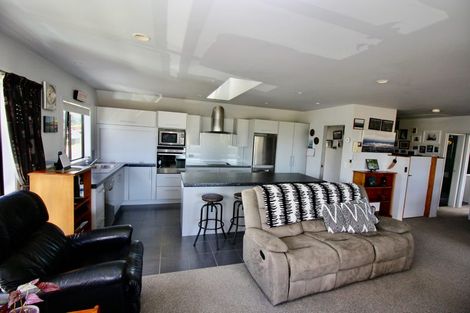 Photo of property in 3 Marlin Street, Whitianga, 3510