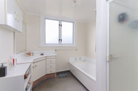 Photo of property in 2/93 Rata Street, Inglewood, 4330