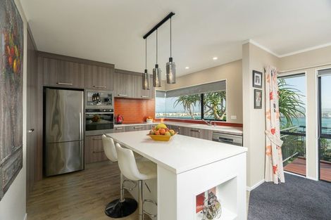 Photo of property in 14 The Heights, Whangarei Heads, Whangarei, 0174