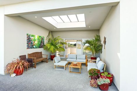 Photo of property in 25 Mahurenga Lane, Te Horo, Otaki, 5581