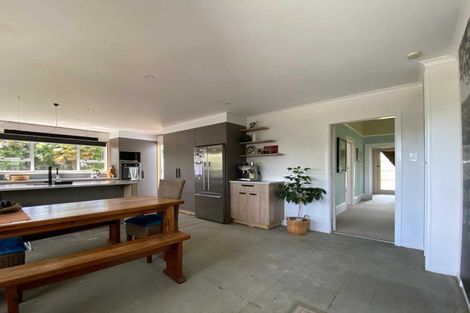 Photo of property in 22 Takiroa Street, Urenui, 4375