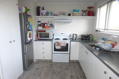 Photo of property in 21 Bethel Crescent, Bishopdale, Christchurch, 8053