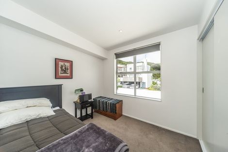 Photo of property in 74 Saddleback Grove, Karori, Wellington, 6012