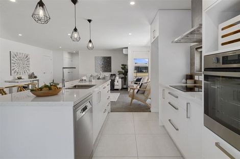 Photo of property in 42 Te Kio Crescent, Papamoa Beach, Papamoa, 3118