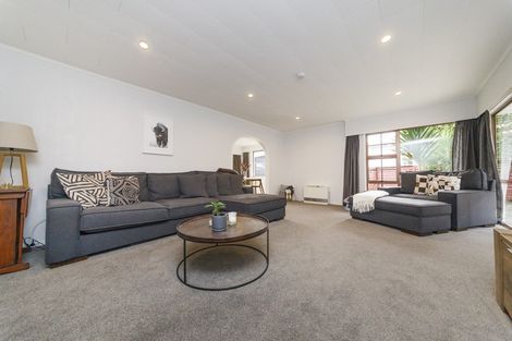 Photo of property in 16 Austin Place, Awapuni, Palmerston North, 4412