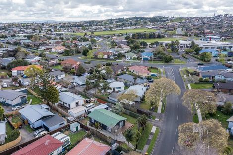Photo of property in 1/24 Nearco Street, Randwick Park, Auckland, 2105