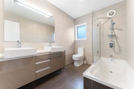 Photo of property in 79 John Downs Drive, Browns Bay, Auckland, 0630