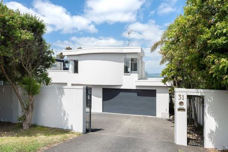 Photo of property in 31 Churchill Road, Murrays Bay, Auckland, 0630