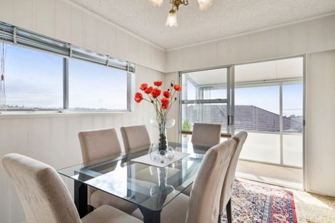 Photo of property in 1/19 Coates Road, Cockle Bay, Auckland, 2014