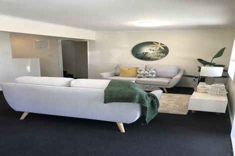 Photo of property in 2/113 Manuka Road, Bayview, Auckland, 0629