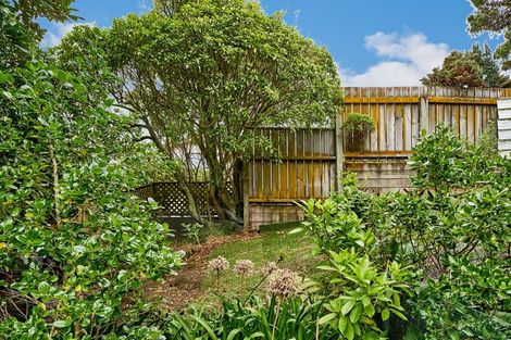 Photo of property in 12b Bell Street, Tawa, Wellington, 5028