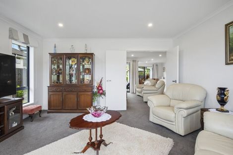 Photo of property in 130 Lisle Farm Drive, Pukekohe, 2120