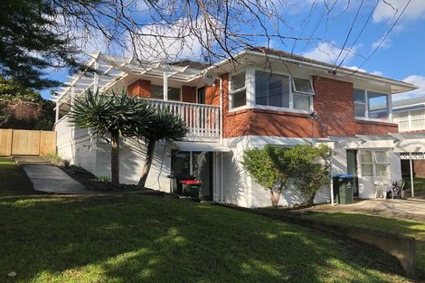 Photo of property in 63 Mcfadzean Drive, Blockhouse Bay, Auckland, 0600