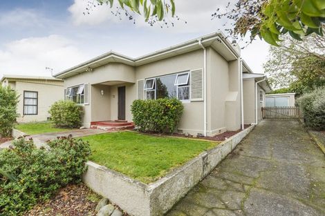 Photo of property in 71 Florence Avenue, Palmerston North, 4414