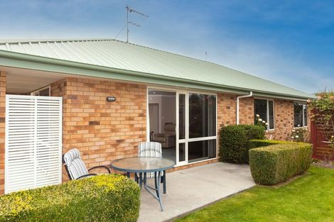 Photo of property in 12 Country Lane, Rangiora, 7400