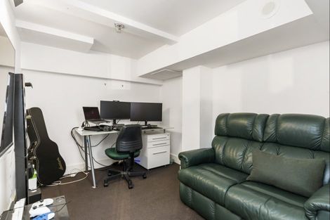 Photo of property in Augusta Apartments, 9/254 Willis Street, Te Aro, Wellington, 6011