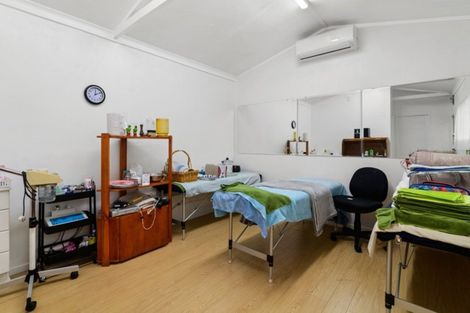 Photo of property in 51 Fairview Road, Western Heights, Rotorua, 3015