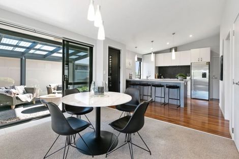 Photo of property in 58 Butterworth Crescent, Papamoa Beach, Papamoa, 3118