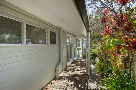 Photo of property in 81 Park Rise, Campbells Bay, Auckland, 0630