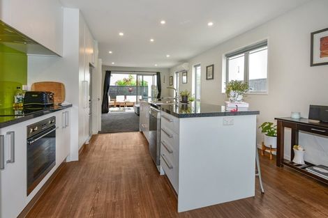 Photo of property in 175 Keyes Road, New Brighton, Christchurch, 8083