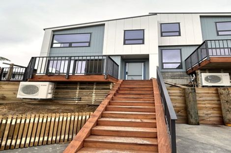 Photo of property in 123 Normandale Road, Normandale, Lower Hutt, 5010