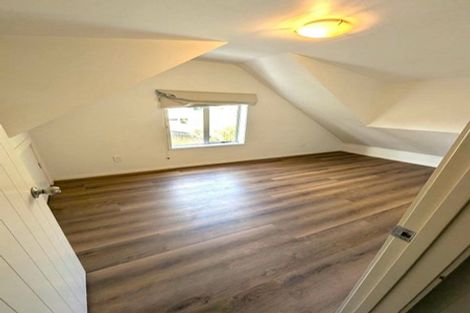 Photo of property in 98b Verran Road, Birkdale, Auckland, 0626