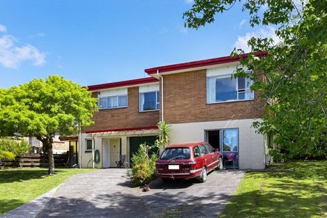 Photo of property in 4 Amorino Drive, Red Beach, 0932