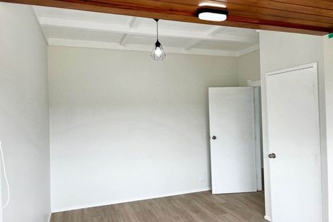 Photo of property in 27 Collingwood Road, Waiuku, 2123