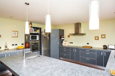 Photo of property in 21 Fairview Place, Havelock North, 4130