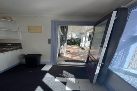 Photo of property in 103 Salamanca Road, Wellington Central, Wellington, 6011