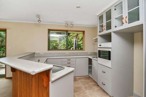 Photo of property in 37 Kew Road, Westport, 7825