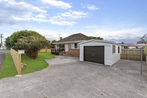 Photo of property in 97 Russell Road, Manurewa, Auckland, 2102