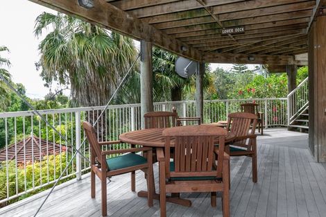 Photo of property in 8 Selwyn Road, Hospital Hill, Napier, 4110