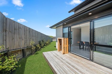 Photo of property in 11 Paiaka Place, Rototuna North, Hamilton, 3210