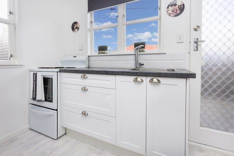 Photo of property in 2/504 Fergusson Drive, Trentham, Upper Hutt, 5018