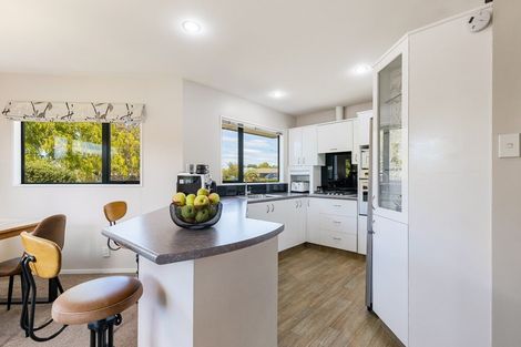 Photo of property in 2 Paget Drive, Woodend, 7610